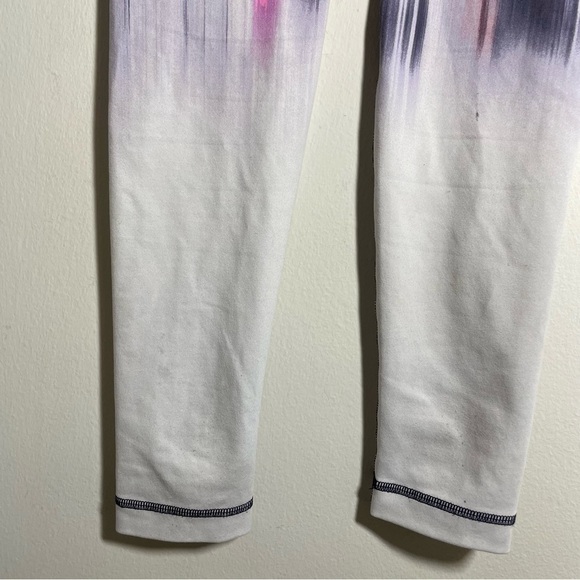 Lululemon Wunder Under Pant size 6 - Picture 8 of 9
